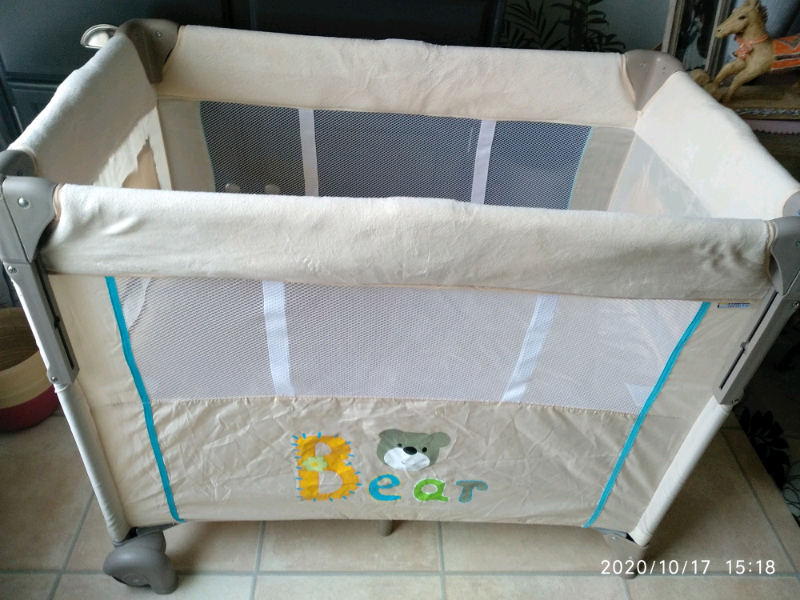 travel cot gumtree